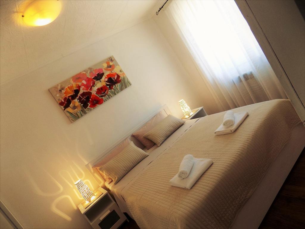 Apartment Anamarija Njivice Kültér fotó